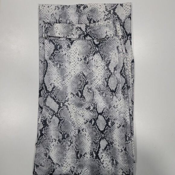 Tahari Snakeskin Print Cropped Wide Leg Pants Size 8 - Picture 8 of 10